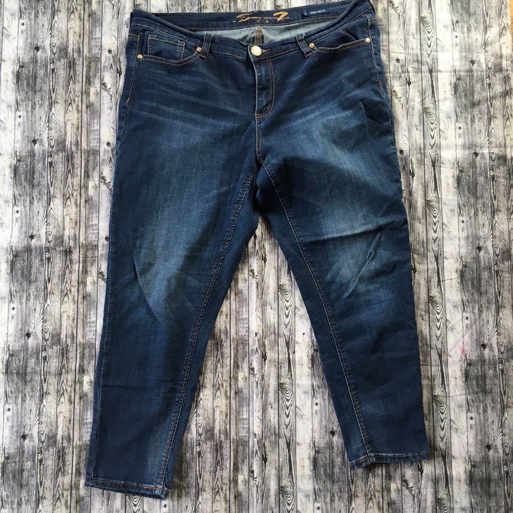 🔵3/$25:4/$30 Seven7 Jeans Skinny Easy Fit